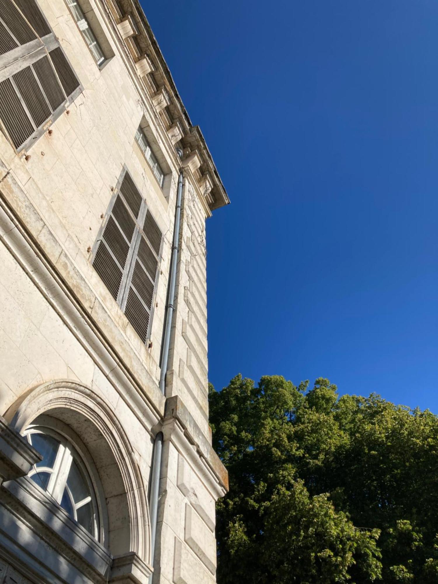 Château de Chasseneuil sur Bonnieure Exterior foto